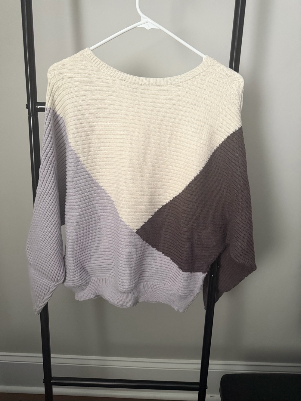 Express Colorblock Ribbed Knit Sweater - Size Medium - Picture 2 of 5